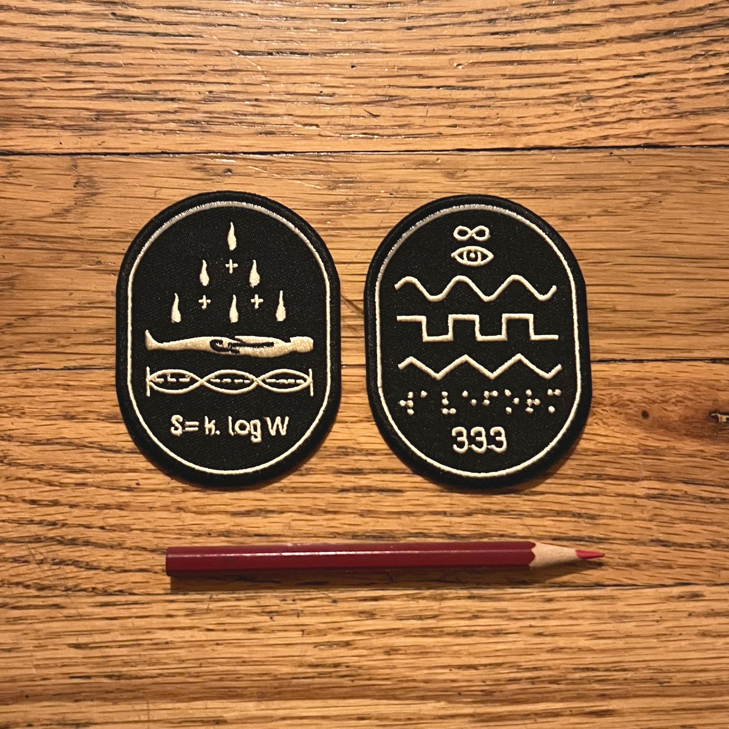 Waveform Entropy Patches – Daniel Martin Diaz