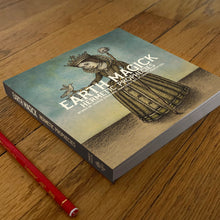 Load image into Gallery viewer, Earth Magick Tarot Guide Book
